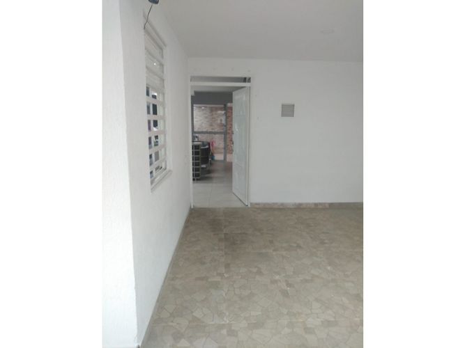 Casa de 3 alcobas en venta en Alfaguara, Jamundí, 87 m² · foto 3 de 15