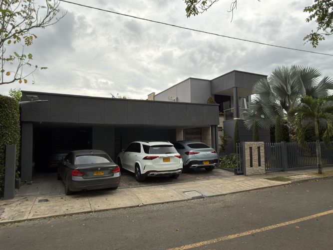 Casa de 5 alcobas en venta en Cr. Valle Verde, Jamundí, 414 m² · foto 16 de 20