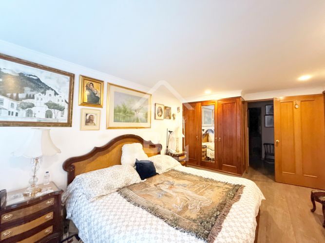 Apartamento de 4 alcobas en venta en La Carolina, Bogotá, 240 m² · foto 16 de 24
