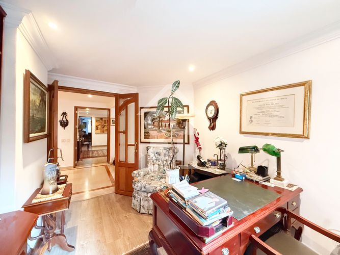 Apartamento de 4 alcobas en venta en La Carolina, Bogotá, 240 m² · foto 11 de 24