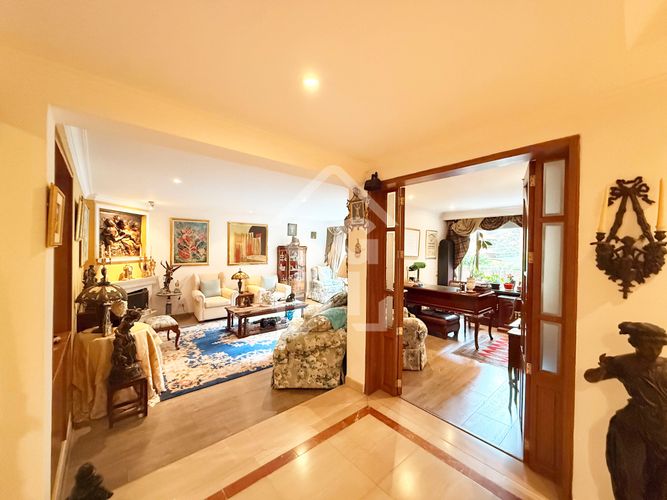 Apartamento de 4 alcobas en venta en La Carolina, Bogotá, 240 m² · foto 10 de 24