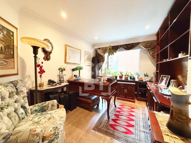 Apartamento de 4 alcobas en venta en La Carolina, Bogotá, 240 m² · foto 24 de 24