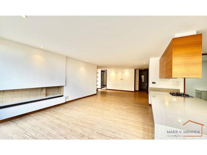 Apartamento de 2 alcobas en venta en Santa Barbara Alta, Bogotá, 193 m² · foto 20 de 24