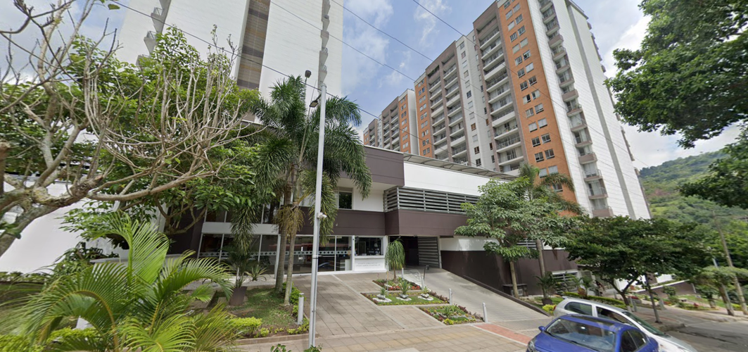 Apartamento de 3 alcobas en venta en Guayanas, Floridablanca, 94 m² · foto 2 de 24