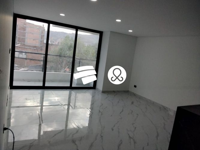 Apartamento de 3 alcobas en venta en Laureles, Medellín, 109 m² · foto 9 de 13