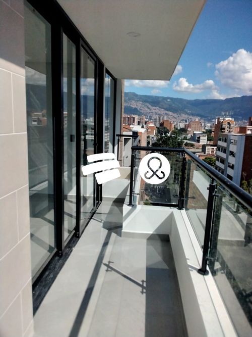Apartamento de 3 alcobas en venta en Laureles, Medellín, 109 m² · foto 10 de 13