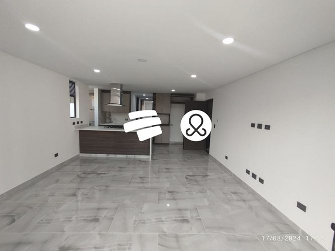 Apartamento de 3 alcobas en venta en Laureles, Medellín, 109 m² · foto 11 de 13