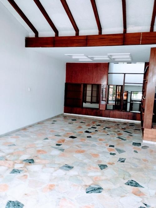 Casa de 4 alcobas en venta en Mayapan Las Vegas, Cali, 250 m² · foto 6 de 8