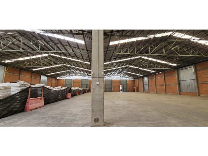 Bodega en arriendo en Centro, Mosquera, 3750 m² · foto 12 de 12
