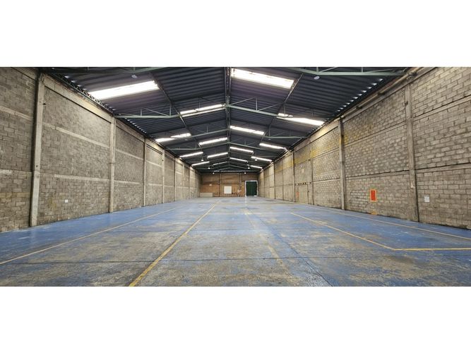 Bodega en arriendo en Mosquera, 1308 m² · foto 3 de 9