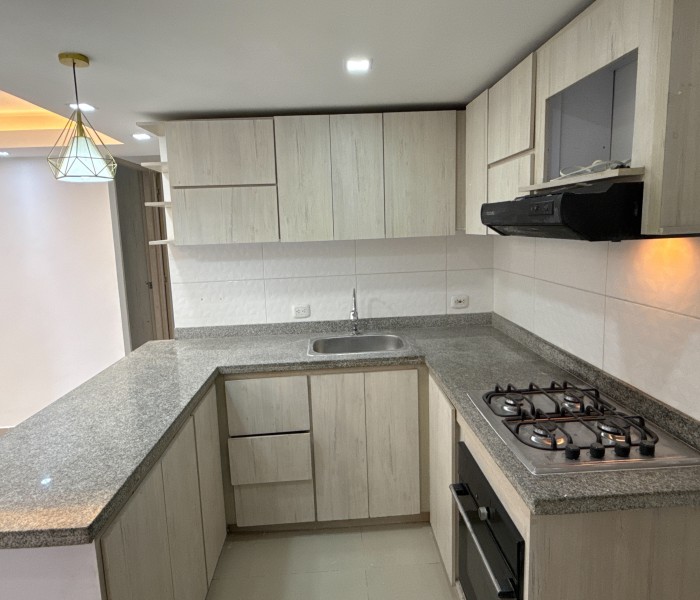 Apartamento en venta en Altos De Santa Elena, Cali · foto 12 de 24
