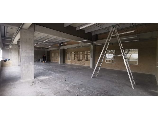 Bodega en arriendo en Siberia, Cota, 2100 m² · foto 9 de 12