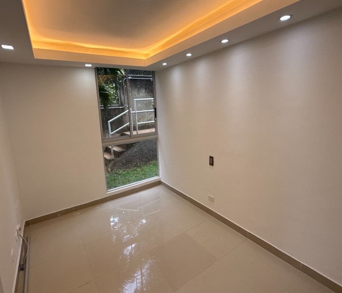 Apartamento en venta en Altos De Santa Elena, Cali · foto 16 de 24
