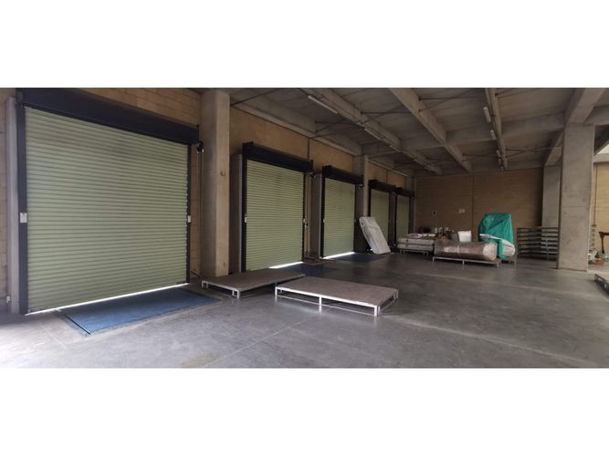 Bodega en arriendo en Siberia, Cota, 2100 m² · foto 10 de 12