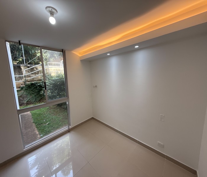 Apartamento en venta en Altos De Santa Elena, Cali · foto 23 de 24