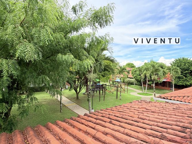 Casa de 4 alcobas en venta en El Castillo, Jamundí, 223 m² · foto 4 de 21
