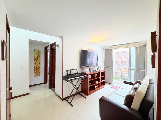 Casa de 4 alcobas en venta en El Castillo, Jamundí, 223 m² · foto 11 de 21
