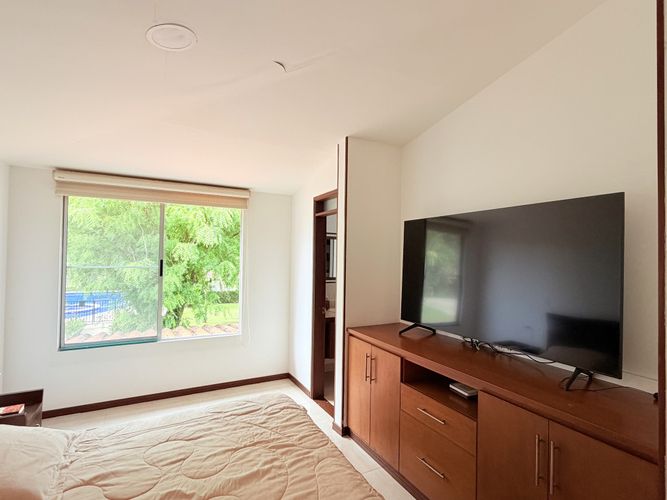 Casa de 4 alcobas en venta en El Castillo, Jamundí, 223 m² · foto 18 de 21