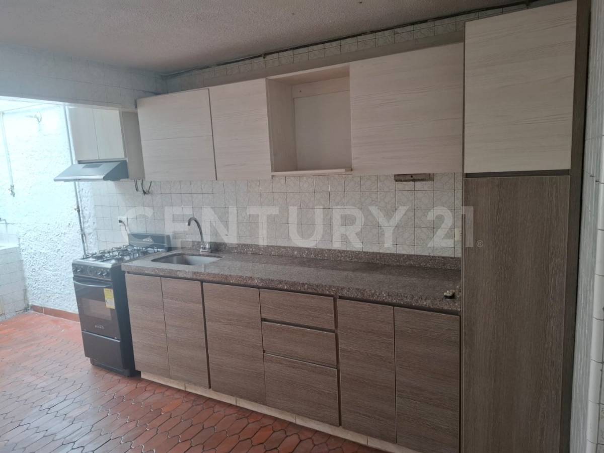 Casa en venta en Castilla, Bogotá · foto 7 de 20
