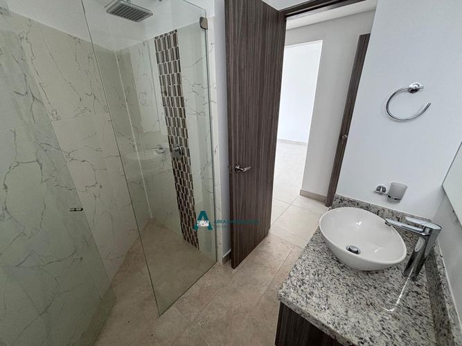 Apartamento en venta en Serena Del Mar, Cartagena · foto 8 de 24