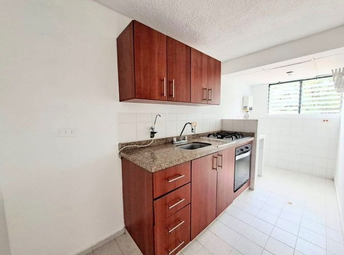 Apartamento de 3 alcobas en venta en Cañaveral, Floridablanca, 88 m² · foto 3 de 15