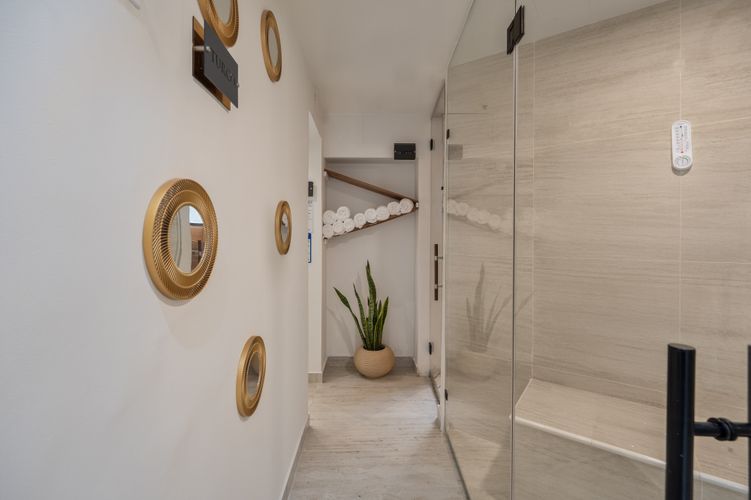 Apartamento de 3 alcobas en venta en La Florida, Medellín, 200 m² · foto 4 de 18