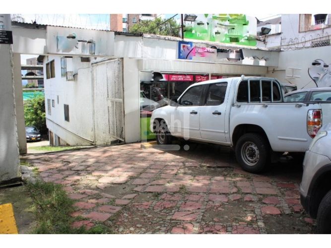 Casa de 4 alcobas en venta en Milla De Oro, Medellín, 560 m² · foto 4 de 5