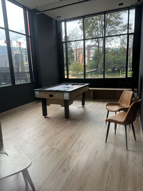 Apartaestudio en venta en Chico Norte, Bogotá, 25 m² · foto 3 de 14