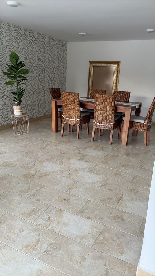 Casa de 5 alcobas en arriendo en Las Mercedes, Jamundí, 800 m² · foto 2 de 9