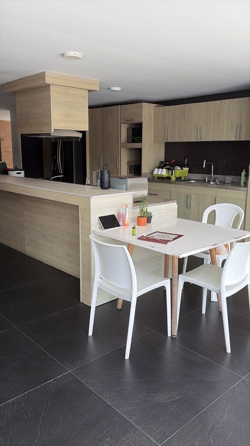 Casa de 5 alcobas en arriendo en Las Mercedes, Jamundí, 800 m² · foto 7 de 9