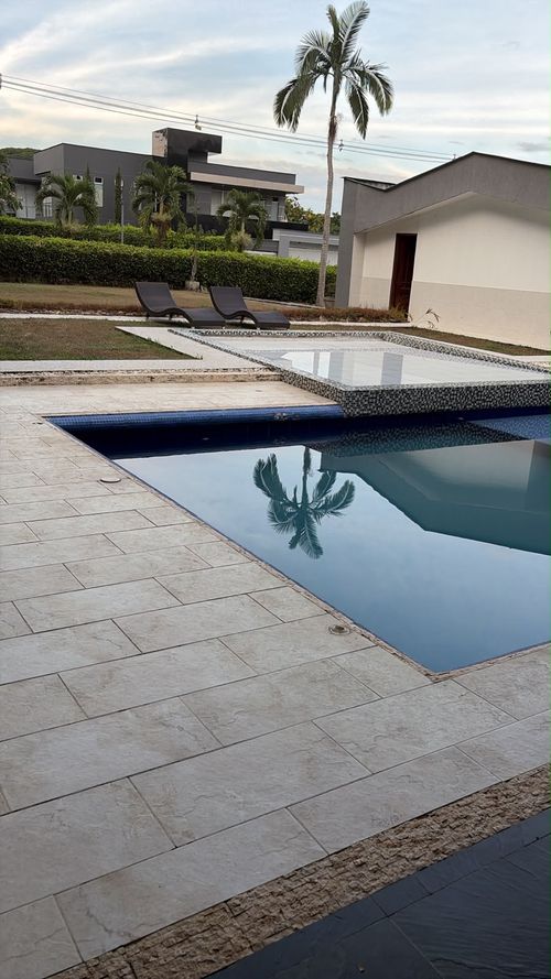 Casa de 5 alcobas en arriendo en Las Mercedes, Jamundí, 800 m² · foto 5 de 9