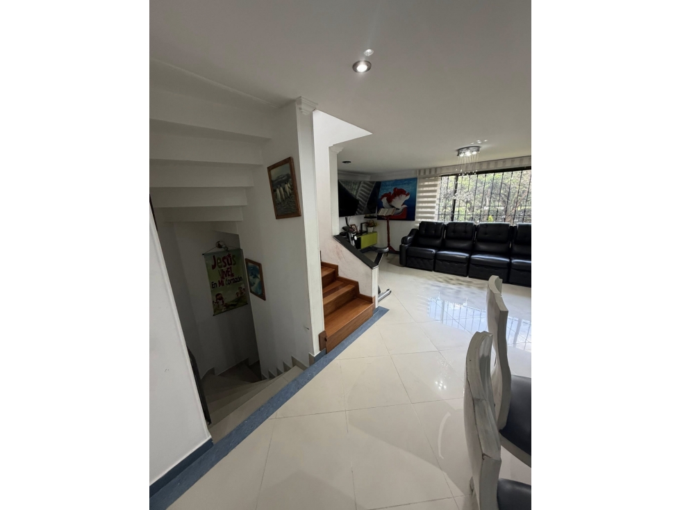 Casa en venta en Modelia Occidental, Bogotá · foto 2 de 22