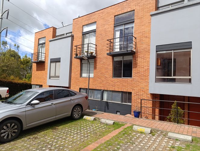 Casa de 4 alcobas en venta en Altos De La Colina, Bogotá, 137 m² · foto 5 de 20