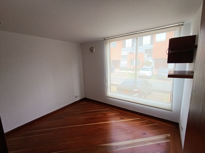 Casa de 4 alcobas en venta en Altos De La Colina, Bogotá, 137 m² · foto 9 de 20