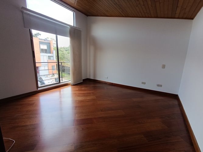 Casa de 4 alcobas en venta en Altos De La Colina, Bogotá, 137 m² · foto 11 de 20