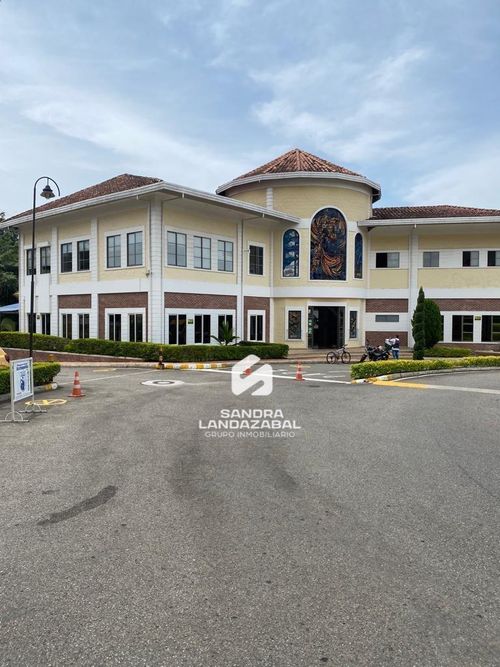 Apartamento de 4 alcobas en venta en Mediterrane, Floridablanca, 200 m² · foto 6 de 15