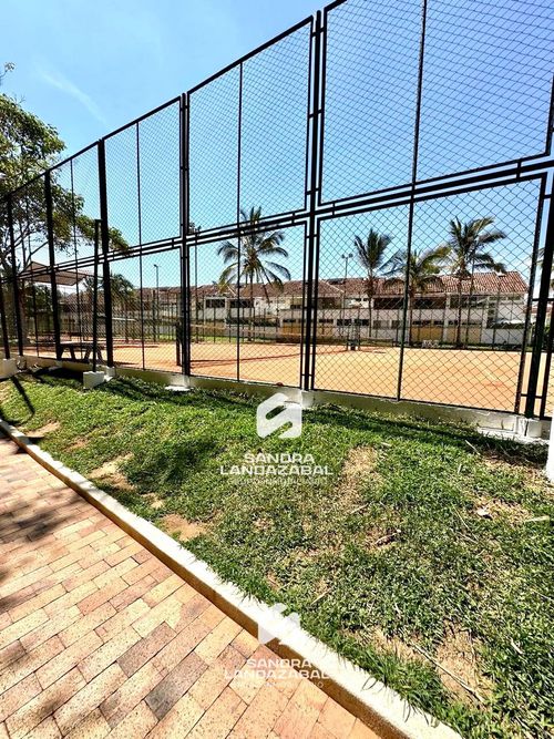 Apartamento de 4 alcobas en venta en Mediterrane, Floridablanca, 200 m² · foto 11 de 15