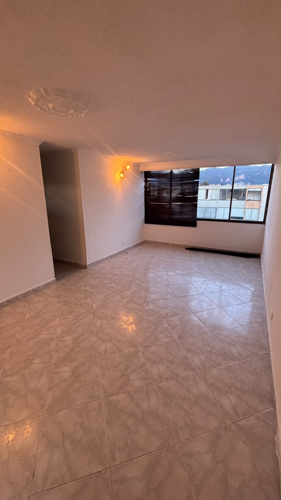 Apartamento en venta en Hacienda Cordoba, Bogotá · foto 2 de 15