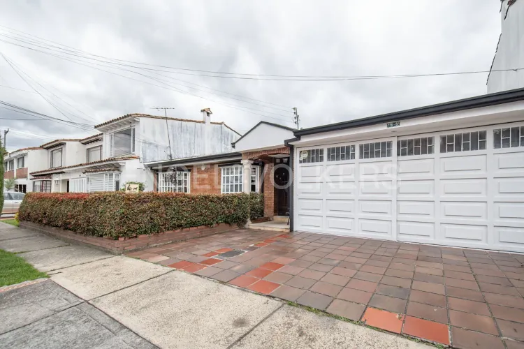 Casa de 3 alcobas en venta en Pasadena, Bogotá, 300 m² · foto 21 de 21