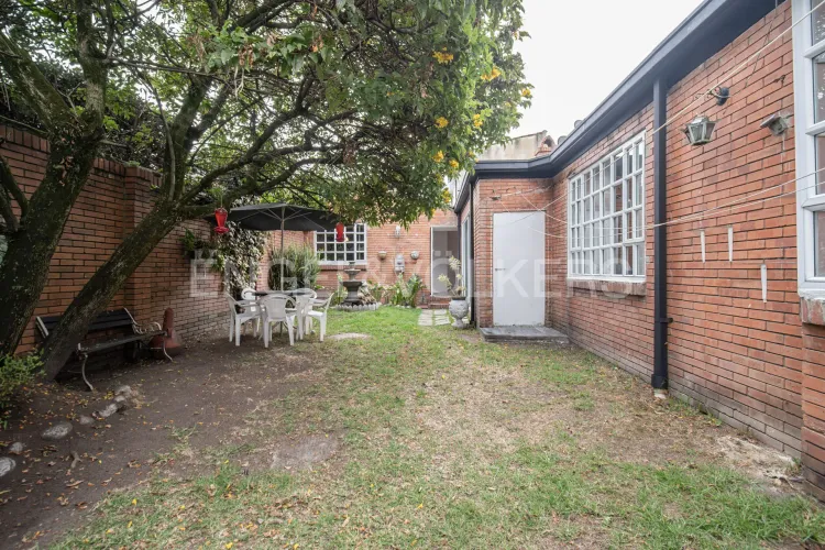 Casa de 3 alcobas en venta en Pasadena, Bogotá, 300 m² · foto 9 de 21