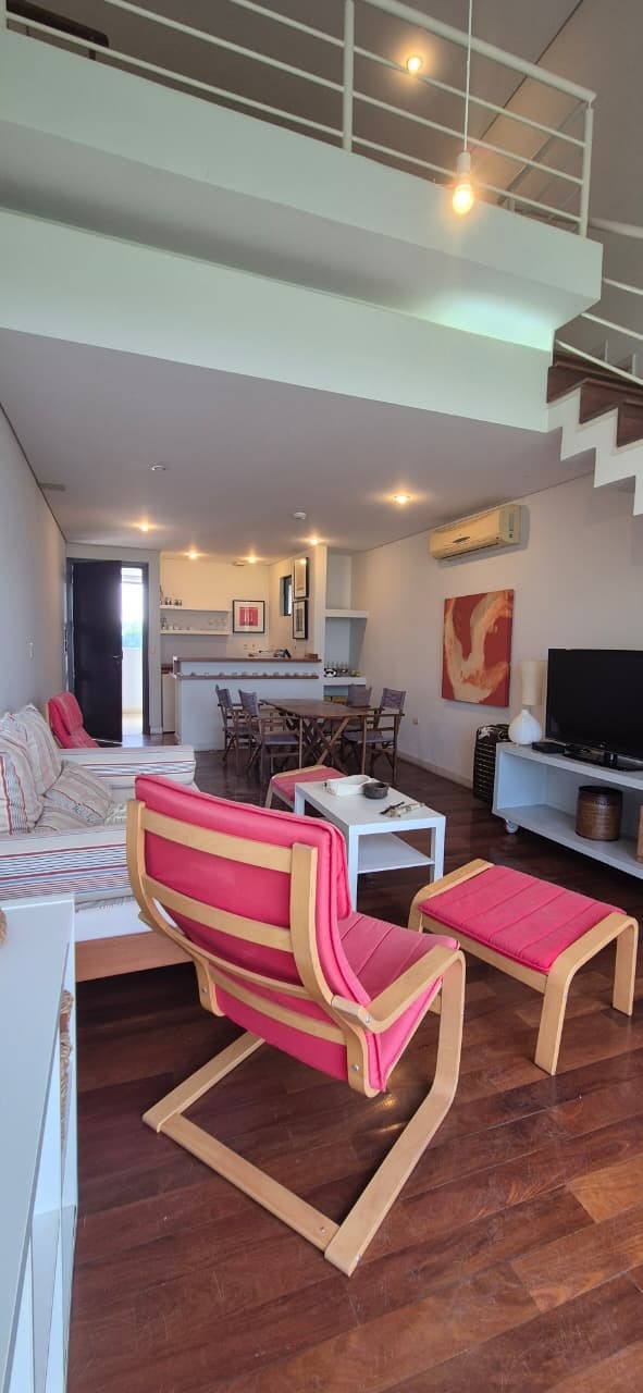 VENDO MONOAMBIENTE TIPO LOFT ZONA DEL YACHT - foto 3