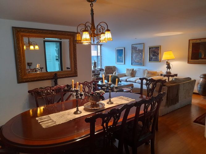 Apartamento de 2 alcobas en venta en Santa Barbara, Bogotá, 152 m² · foto 5 de 24
