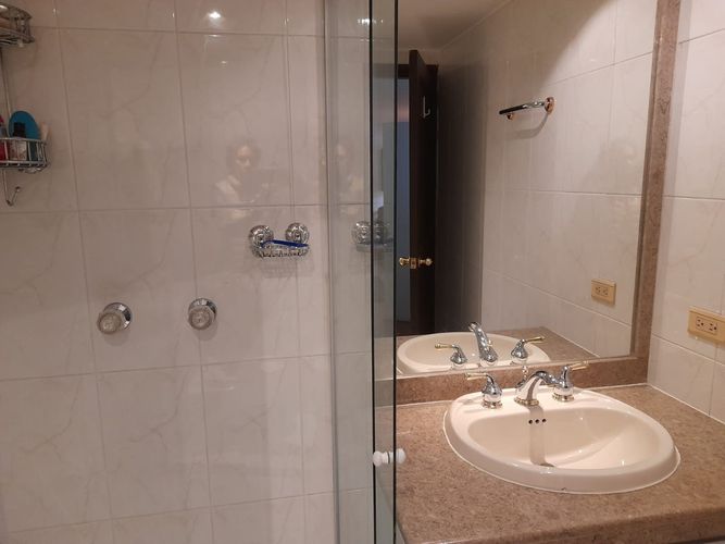 Apartamento de 2 alcobas en venta en Santa Barbara, Bogotá, 152 m² · foto 9 de 24
