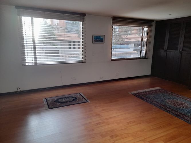 Apartamento de 2 alcobas en venta en Santa Barbara, Bogotá, 152 m² · foto 12 de 24