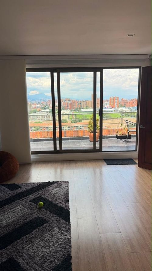 Apartamento de 3 alcobas en venta en Colina Campestre, Bogotá, 335 m² · foto 17 de 24