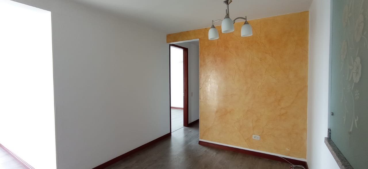 Apartamento en venta en La Floresta, Bogotá · foto 7 de 24
