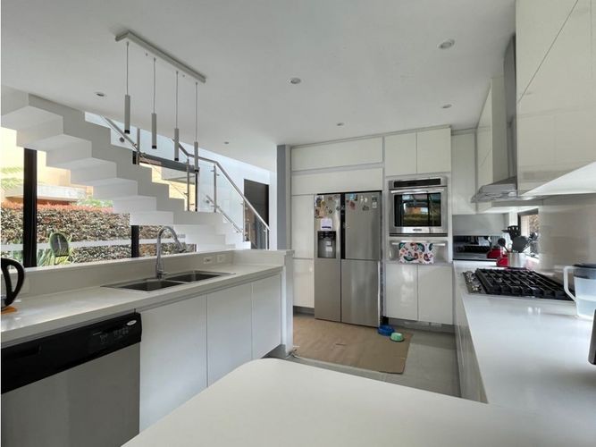 Casa de 3 alcobas en venta en Hacienda Fontanar, Chía, 260 m² · foto 2 de 20