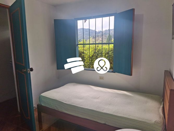Finca en venta en Santa Elena, Medellín, 2184 m² · foto 17 de 23