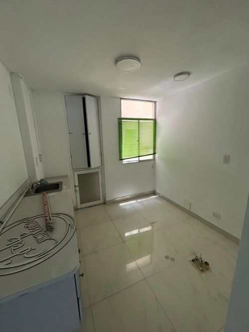 Local en arriendo en Prados Del Norte, Cali, 120 m² · foto 3 de 8