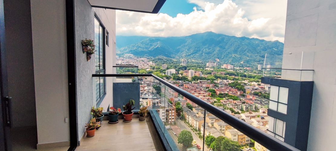 Apartamento de 3 alcobas en venta en Jordan, Ibagué, 129 m² · foto 3 de 14